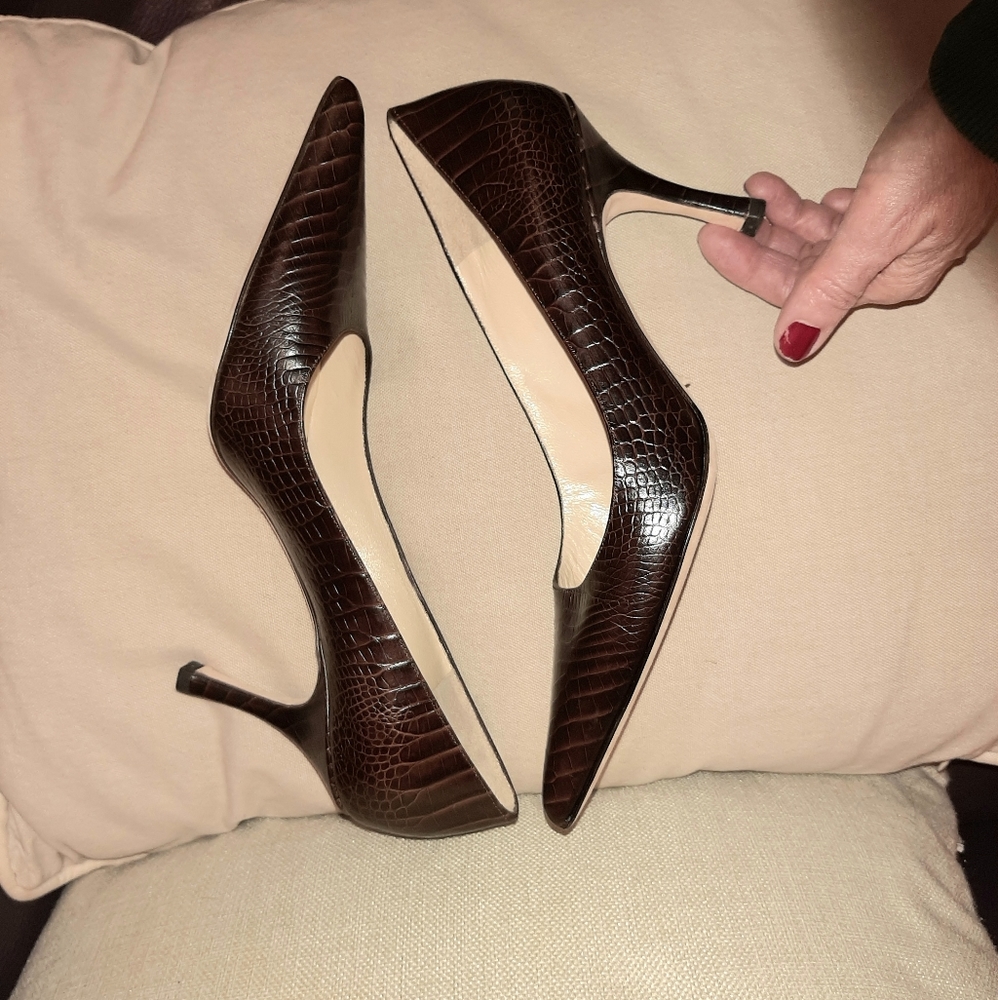 Alexandra Neel croc pumps - Picture 9 of 10